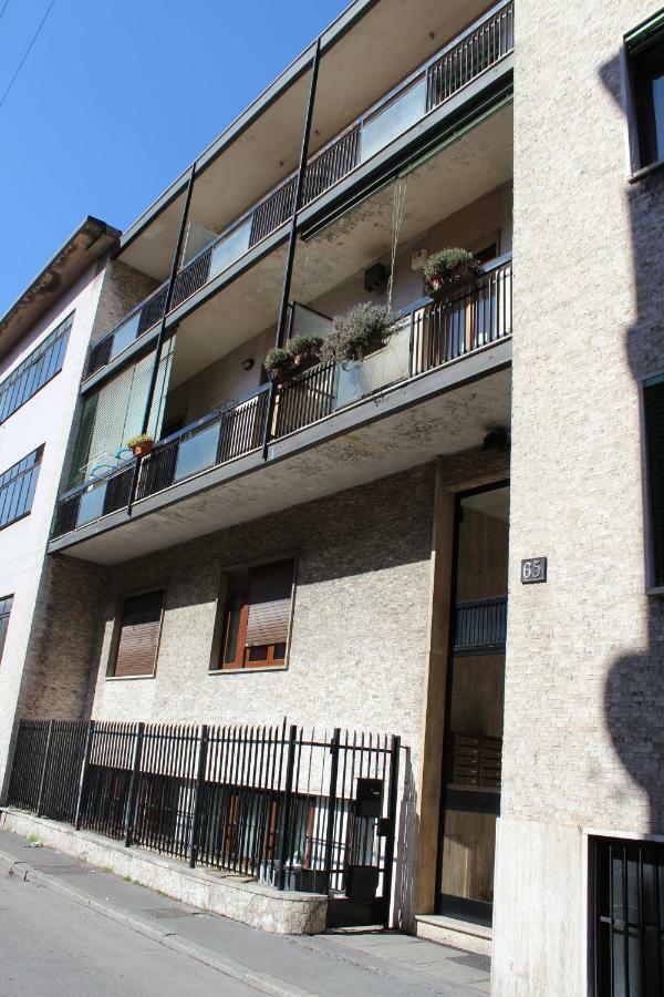 Apartment Paruta 65 Milan Luaran gambar
